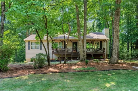 3650 Regent Dr NW, Kennesaw, GA 30144