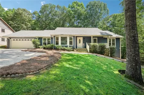 1270 Saint Lawrence Dr, Alpharetta, GA 30022