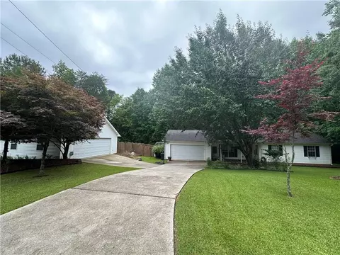 8850 Barron Cir, Gainesville, GA 30506