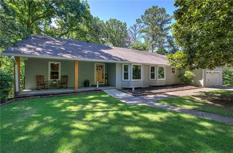 35 Heidelberg Ln SE, Cartersville, GA 30120