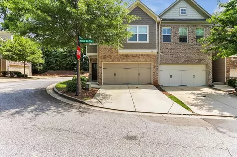 4505 Mountain Ash Dr, Stone Mountain, GA 30083