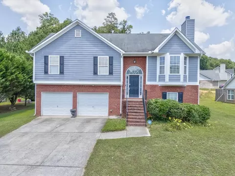 703 Riverside Dr, Calhoun, GA 30701