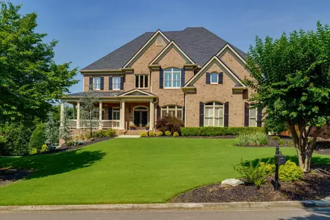 2120 Wood Falls Dr, Cumming, GA 30041