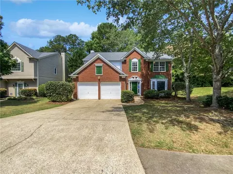 5000 Foxberry Ln, Roswell, GA 30075