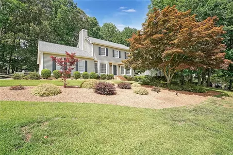 1517 Wood Valley Dr, Marietta, GA 30066