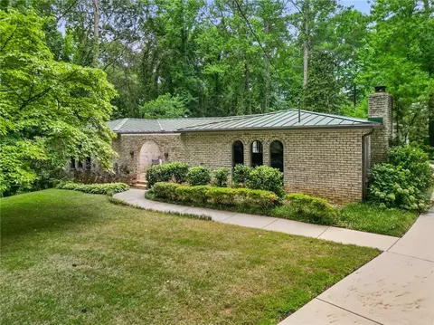 1838 Wynridge Dr SE, Smyrna, GA 30080