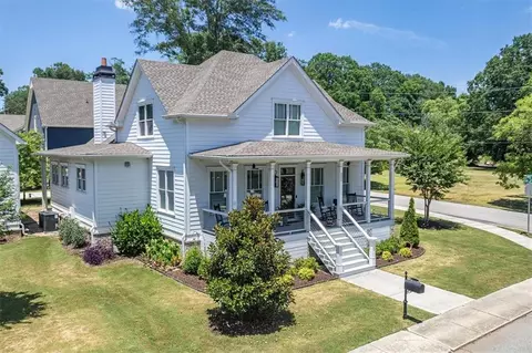 325 Davis St, Monroe, GA 30655