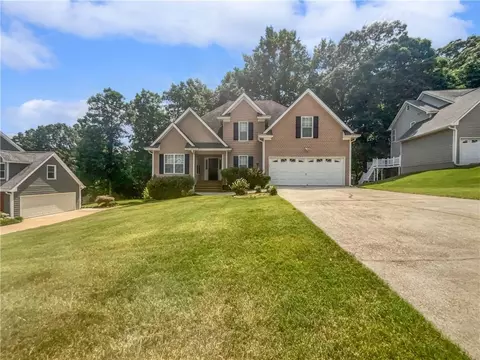 9657 Cobble Creek Dr, Douglasville, GA 30135