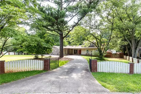 2914 Seagull Dr, Duluth, GA 30096