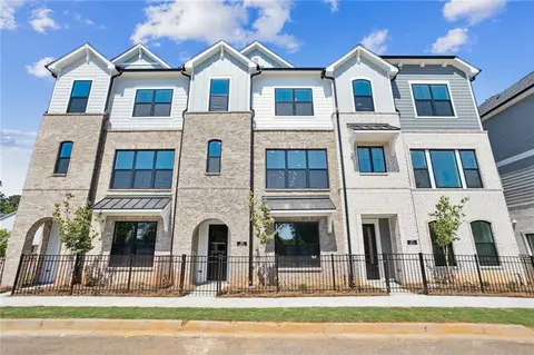 265 Walker Avenue Dr #127, Roswell, GA 30076