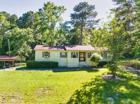 1030 Old Loganville Rd, Loganville, GA 30052