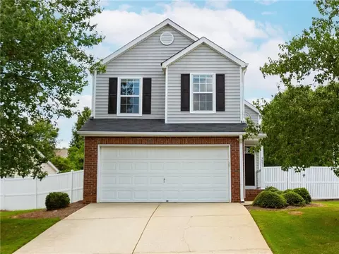 3451 Avensong Village Cir, Alpharetta, GA 30004