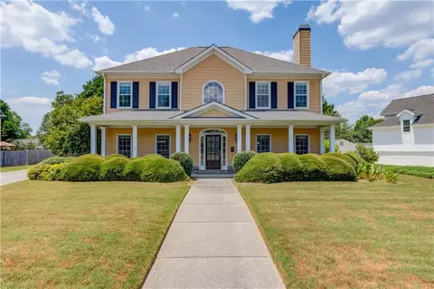 350 Bay Grove Rd, Loganville, GA 30052