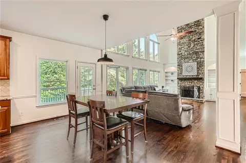 545 River Mist Dr, Suwanee, GA 30024 photo 6