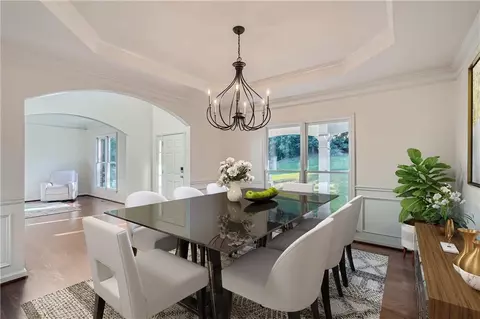 545 River Mist Dr, Suwanee, GA 30024 photo 4