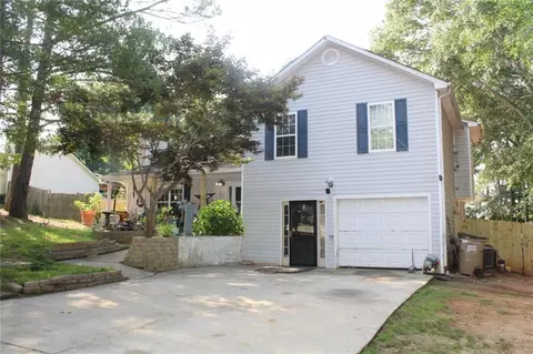 426 Foxdale Rd, Winder, GA 30680