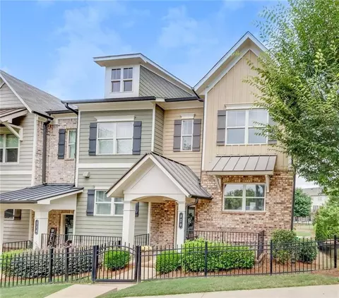 320 Lantana Ln, Woodstock, GA 30188