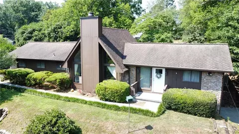 574 Charing Cross Dr, Marietta, GA 30066