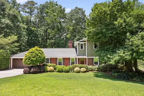 1130 Land O Lakes Dr, Roswell, GA 30075