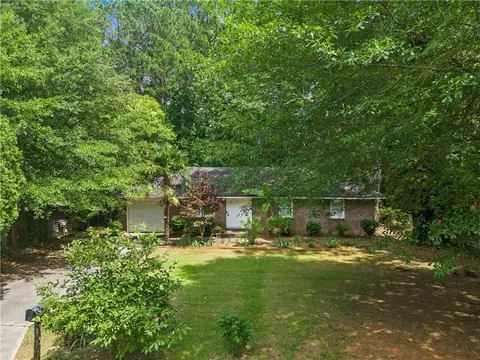 10084 Brass Ring Rd, Jonesboro, GA 30238