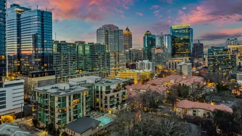905 Juniper St NE #804, Atlanta, GA 30309