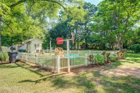 10661 Flat Shoals Rd, Covington, GA 30016 photo 24