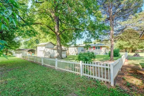 10661 Flat Shoals Rd, Covington, GA 30016 photo 28