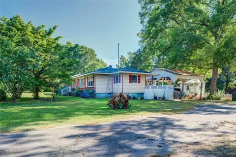 10661 Flat Shoals Rd, Covington, GA 30016 photo 4