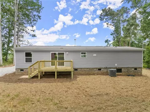 78 Honeysuckle Dr, Commerce, GA 30529 photo 4