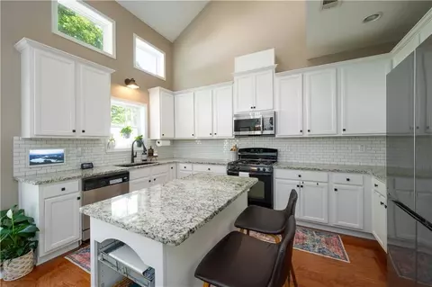 430 Pringle Dr, Suwanee, GA 30024 photo 17
