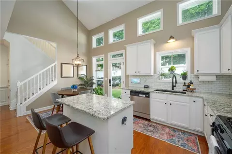 430 Pringle Dr, Suwanee, GA 30024 photo 18