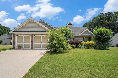 719 Sycamore Dr, Villa Rica, GA 30180