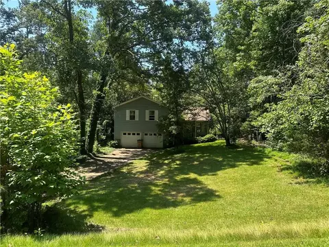 4015 Stone Creek Cir, Cumming, GA 30041