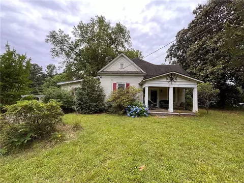 6020 Dodson Rd, Fairburn, GA 30213