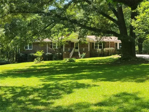 4965 Cascade Palmetto Hwy, Fairburn, GA 30213