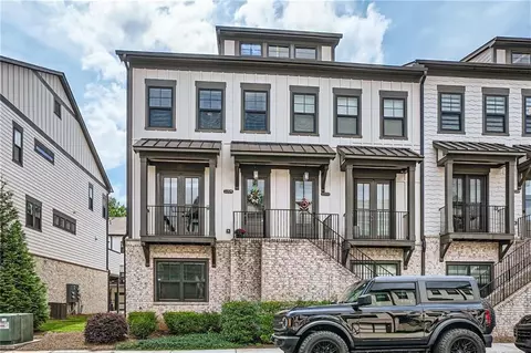 2324 Medlock Ln, Decatur, GA 30033