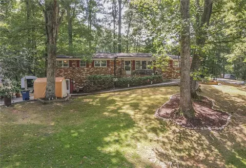 6496 Creel Dr, Lithia Springs, GA 30122