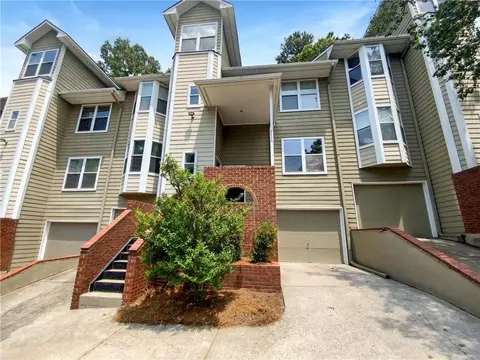 403 Ivy Green Ln SE, Marietta, GA 30067