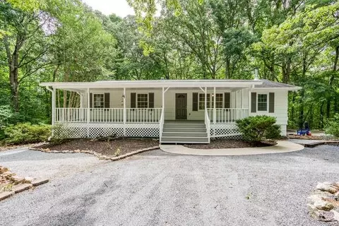 283 Seals Rd, Dallas, GA 30157