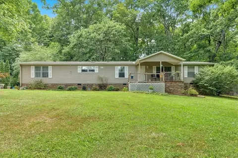 410 Reeceburg Rd SE, Silver Creek, GA 30173