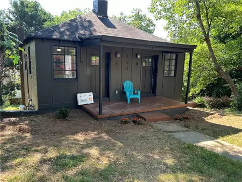 129 Hutchinson St NE, Atlanta, GA 30307