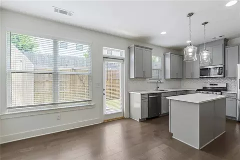 18 Caison Dr, Winder, GA 30680 photo 9