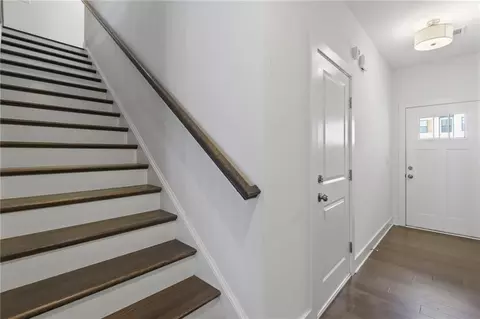18 Caison Dr, Winder, GA 30680 photo 4