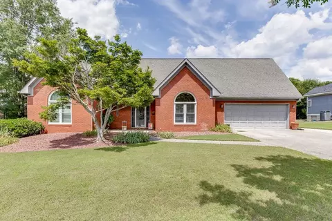 3830 Glen Ian Dr, Loganville, GA 30052