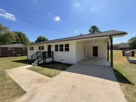 2000 Hillcrest Dr, Douglasville, GA 30135
