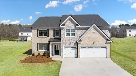 1605 Riverpoint Dr, Bogart, GA 30622