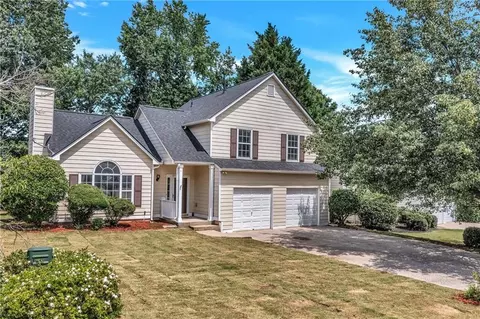 2772 Lake Park Rdg W, Acworth, GA 30101