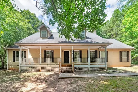 105 Sterling Ave, Mcdonough, GA 30252