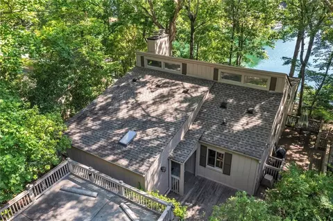 173 Narrows Dr, Waleska, GA 30183