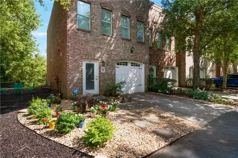 101 Riverwatch Ct, Canton, GA 30114